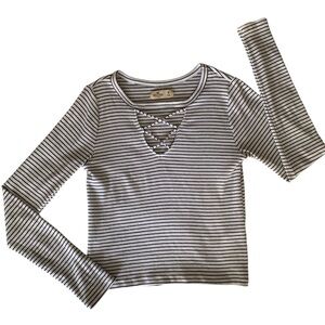 Hollister Crop Top Long Sleeves Criss Cross Ribbed Black White Stripes Women’s M